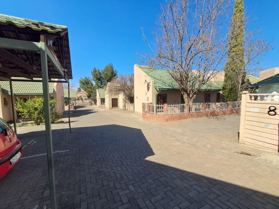 2 Bedroom Property for Sale in Navalsig Free State